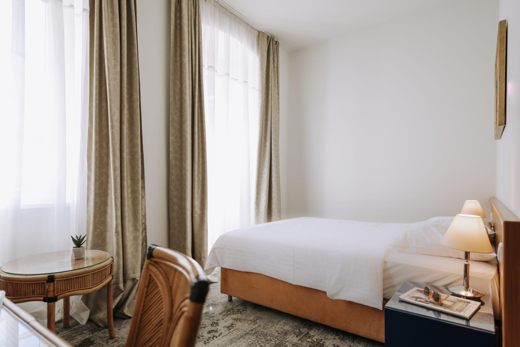 Hotel Apoksiomen Mali Lošinj Zewnętrze zdjęcie
