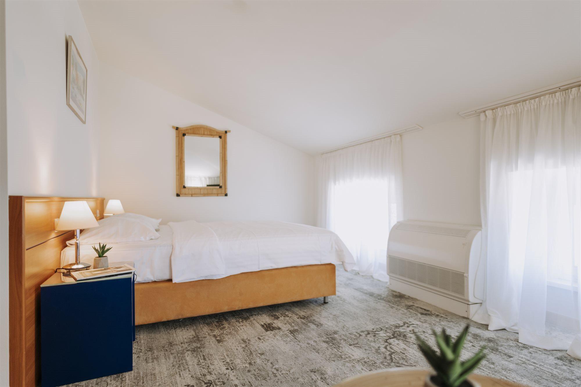Hotel Apoksiomen Mali Lošinj Zewnętrze zdjęcie
